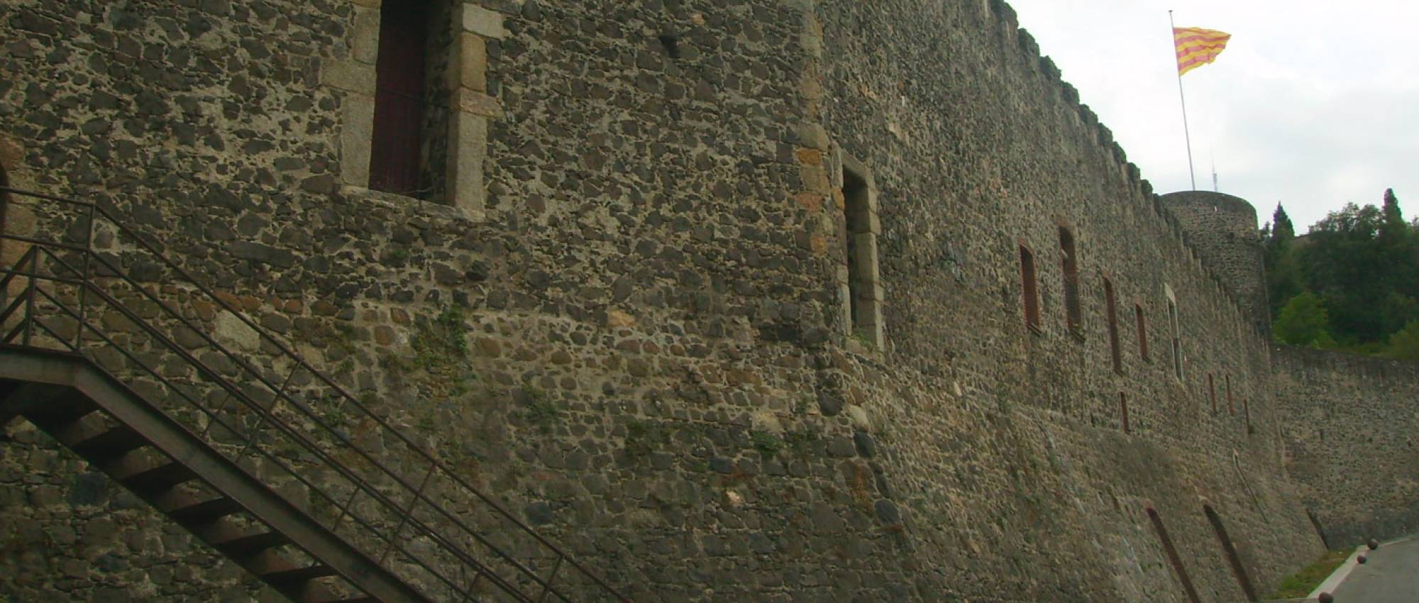 Castillo de Hostalric Patrimonio Cultural. Generalitat de Cataluña.